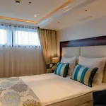 Baxter Hoare Hotel Ship II Duesseldorf