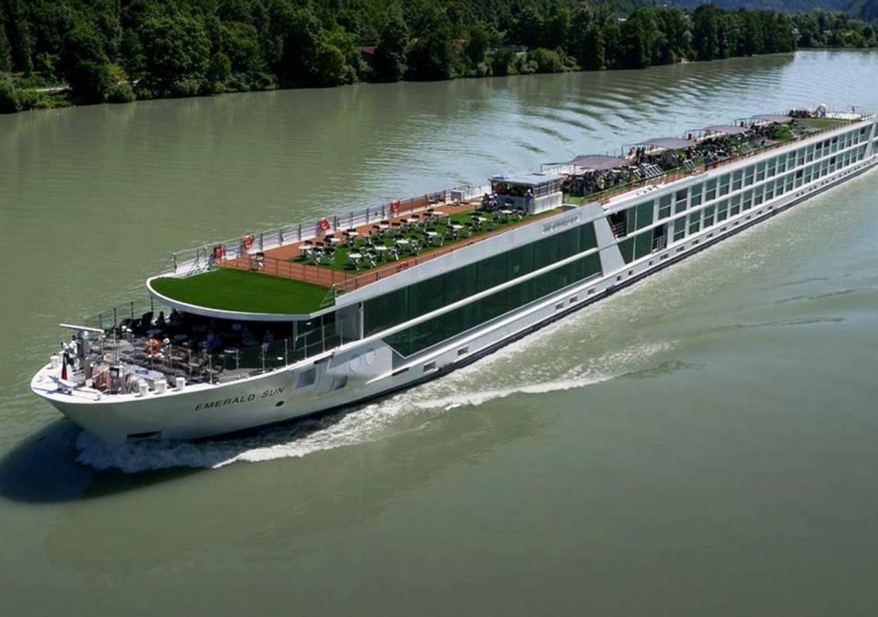 Baxter Hoare Ship Ii 4*