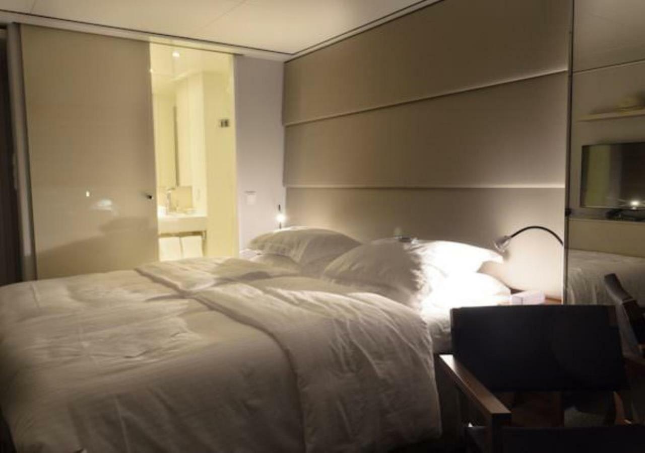 Baxter Hoare Ship Ii Hotel Düsseldorf